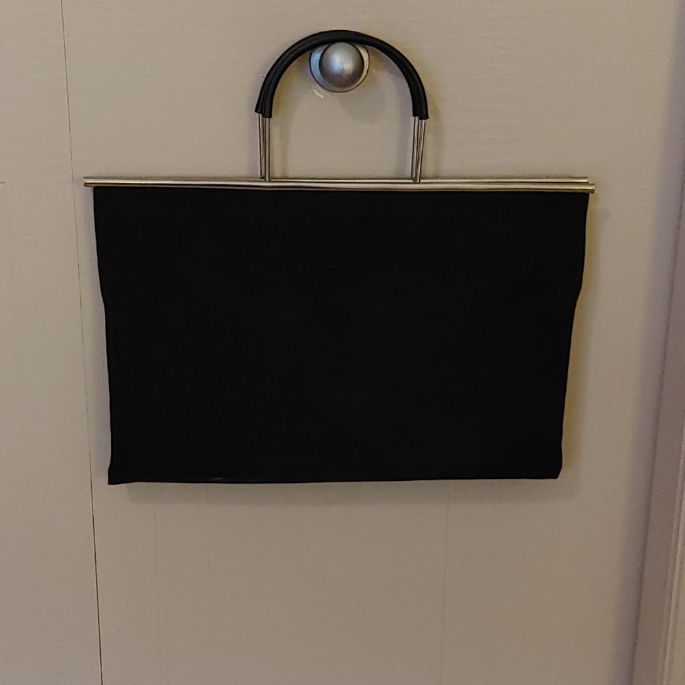 Jeannie Lottie Black adaptable mesh evening purse